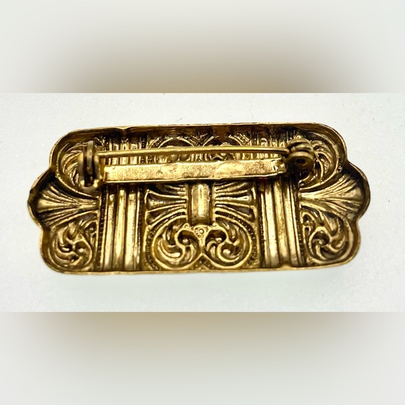 Vintage Gold Tone Ornate Bar Brooch Filigree Victorian Revival Statement Pin - Picture 3 of 5